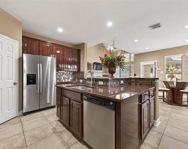 21103 Falcon Creek Court - Photo Thumbnail 10