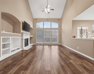 21103 Falcon Creek Court - Photo Thumbnail 4