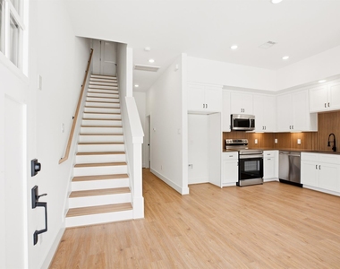 7841 Sunnyhill Street - Photo Thumbnail 1