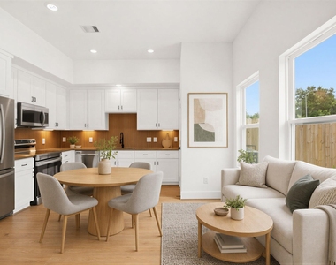 7841 Sunnyhill Street - Photo Thumbnail 2