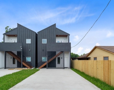 9725 Kerr Street - Photo Thumbnail 31