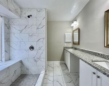 7011 Brockington Drive - Photo Thumbnail 17