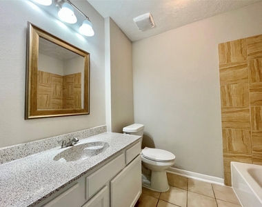 7011 Brockington Drive - Photo Thumbnail 21