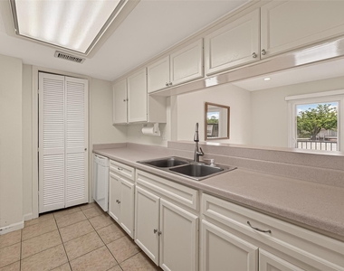 12633 Memorial Drive - Photo Thumbnail 19