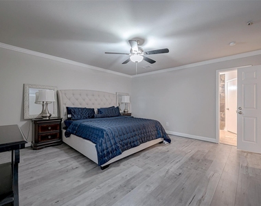 919 Mockingbird Way - Photo Thumbnail 14