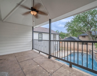 919 Mockingbird Way - Photo Thumbnail 34