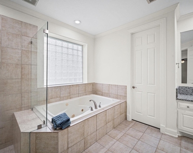 14227 Flower Creek Lane - Photo Thumbnail 20