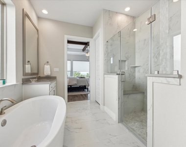 6821 Little Serenity Cove - Photo Thumbnail 23