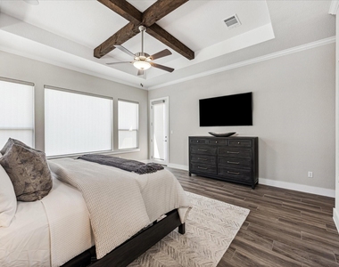 6821 Little Serenity Cove - Photo Thumbnail 20