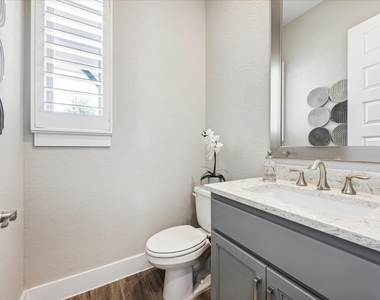 6821 Little Serenity Cove - Photo Thumbnail 18