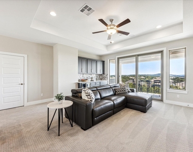 6821 Little Serenity Cove - Photo Thumbnail 25