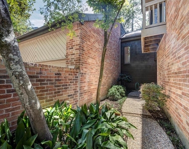 250 Sugarberry Circle - Photo Thumbnail 21