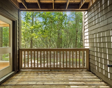 250 Sugarberry Circle - Photo Thumbnail 20