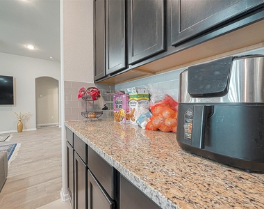 20607 Enrique Drive - Photo Thumbnail 15