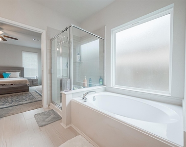 20607 Enrique Drive - Photo Thumbnail 36