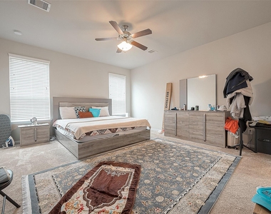 20607 Enrique Drive - Photo Thumbnail 30