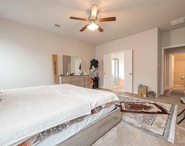 20607 Enrique Drive - Photo Thumbnail 31