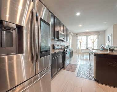 20607 Enrique Drive - Photo Thumbnail 16