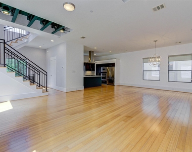 113 Tuam Street - Photo Thumbnail 9