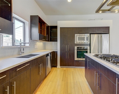 113 Tuam Street - Photo Thumbnail 7