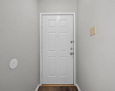 2403 Autumn Springs Lane - Photo Thumbnail 4