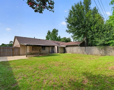 2403 Autumn Springs Lane - Photo Thumbnail 29