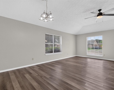 2403 Autumn Springs Lane - Photo Thumbnail 10