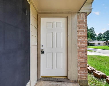 2403 Autumn Springs Lane - Photo Thumbnail 3