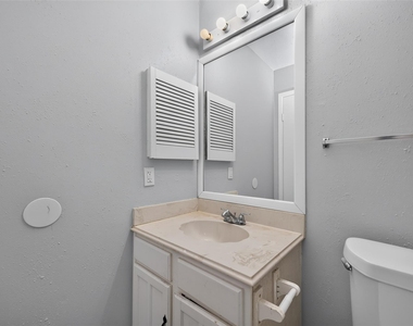 2403 Autumn Springs Lane - Photo Thumbnail 25