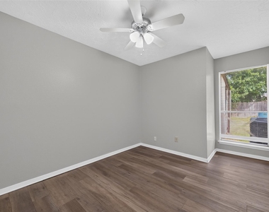 2403 Autumn Springs Lane - Photo Thumbnail 26