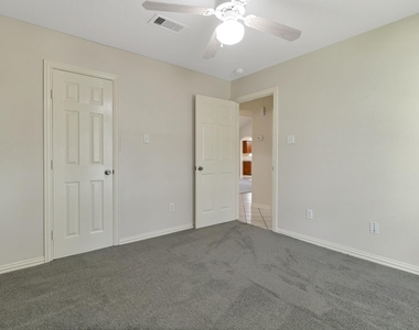 17131 Quail Park - Photo Thumbnail 10