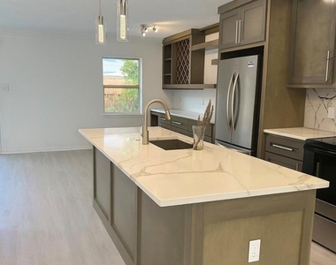 14401 Misty Meadow Ln - Photo Thumbnail 3