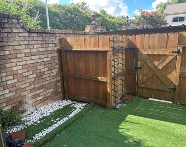 14401 Misty Meadow Ln - Photo Thumbnail 22