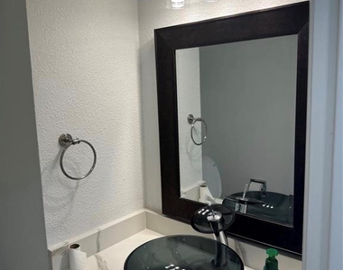 14401 Misty Meadow Ln - Photo Thumbnail 10