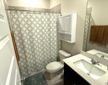 1403 Cascade Hills Drive - Photo Thumbnail 9