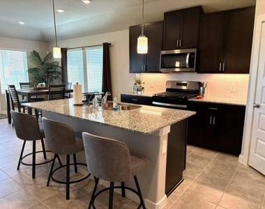 1403 Cascade Hills Drive - Photo Thumbnail 4