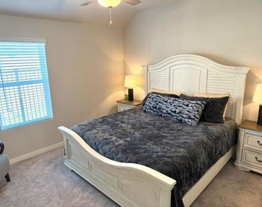 1403 Cascade Hills Drive - Photo Thumbnail 8