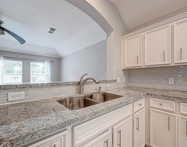 7306 Autumn Aspen Ln - Photo Thumbnail 32