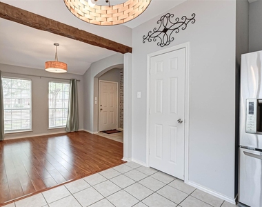 7306 Autumn Aspen Ln - Photo Thumbnail 9