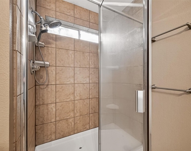 16715 Red Falls Circle - Photo Thumbnail 24