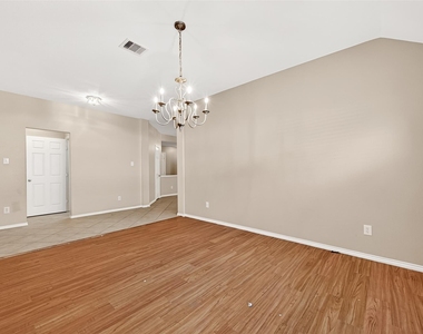 16715 Red Falls Circle - Photo Thumbnail 7