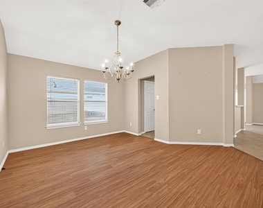 16715 Red Falls Circle - Photo Thumbnail 8