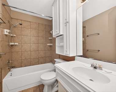 16715 Red Falls Circle - Photo Thumbnail 23