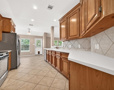 16715 Red Falls Circle - Photo Thumbnail 6