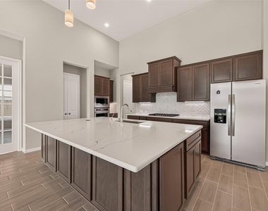 27003 Estella Meadow Lane - Photo Thumbnail 15