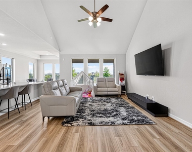 27226 Blue Sand Drive - Photo Thumbnail 5
