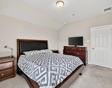 27226 Blue Sand Drive - Photo Thumbnail 16