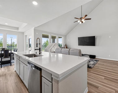 27226 Blue Sand Drive - Photo Thumbnail 10