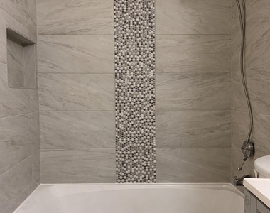 3055 Walnut Bend Lane - Photo Thumbnail 8