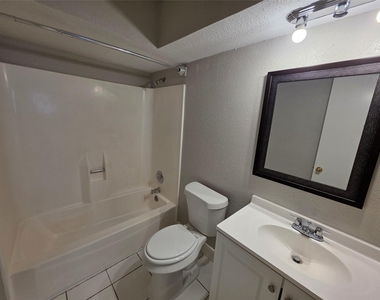 22543 Market Square Lane - Photo Thumbnail 11